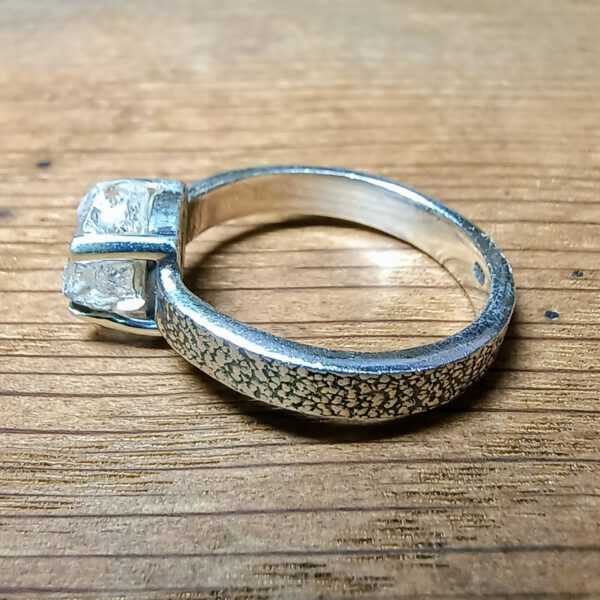 Zilveren Ring met Ruwe Bergkristal De Helderheid van de Geest (2)