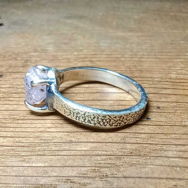 Zilveren Ring met Ruwe Rozenkwarts De Bloesem van Liefde (2)